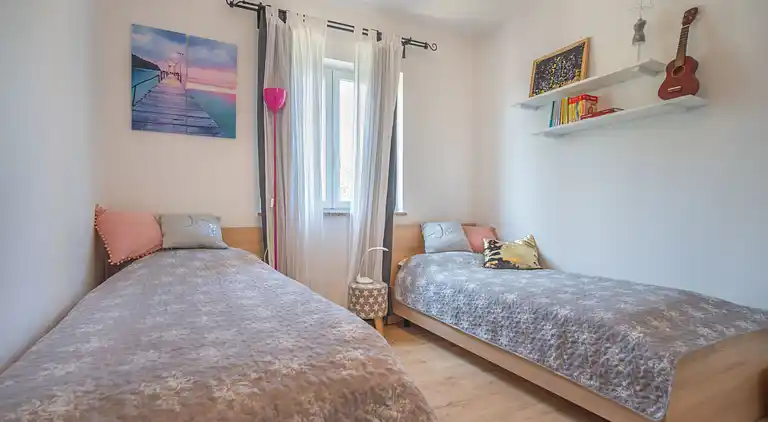 Holiday home in Drivenik