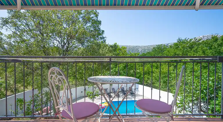 Holiday home in Drivenik