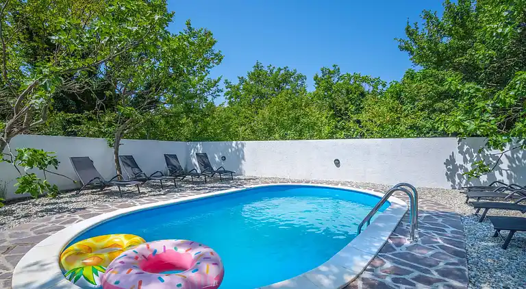 Holiday home in Drivenik