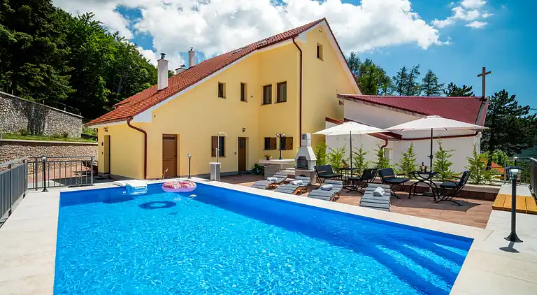 Holiday home in Krasno Polje