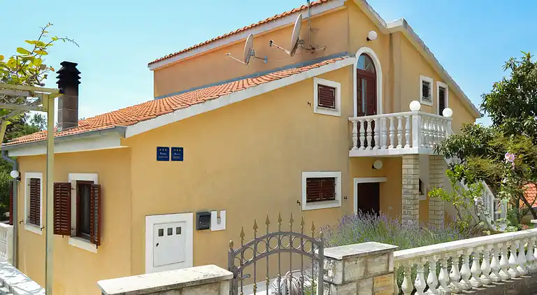 Holiday home in Pridraga