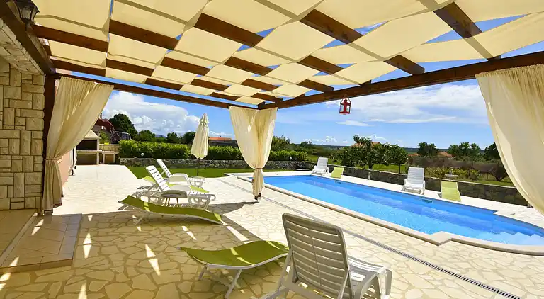 Holiday home in Polača