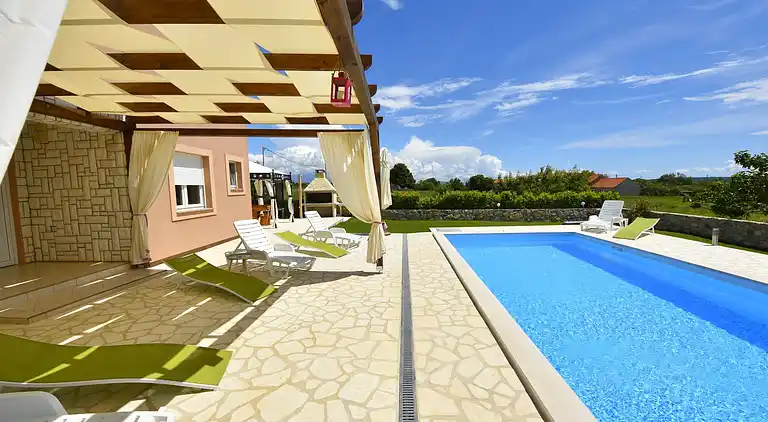 Holiday home in Polača