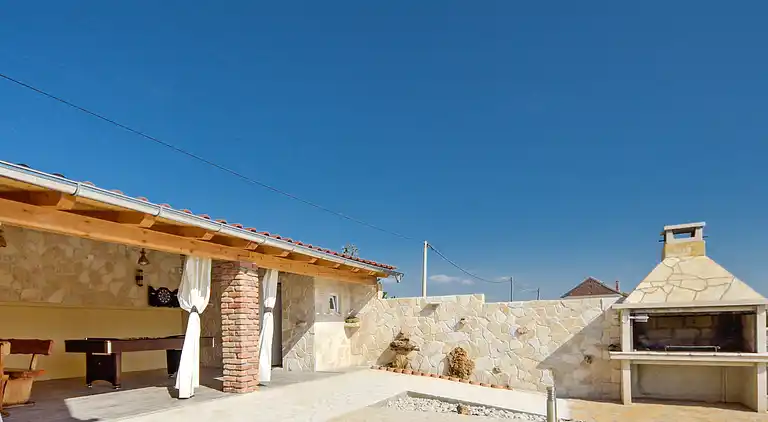 Holiday home in Polača