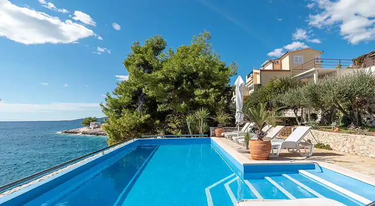 Holiday home in Okrug Gornji