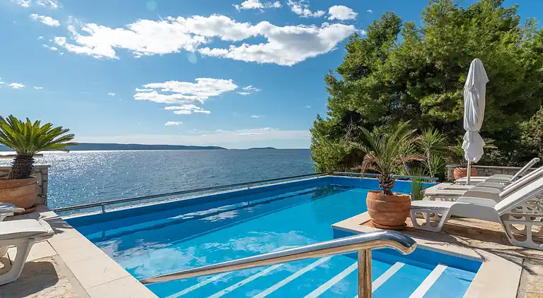 Holiday home in Okrug Gornji