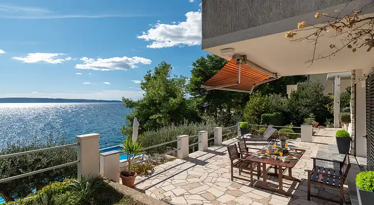 Holiday home in Okrug Gornji