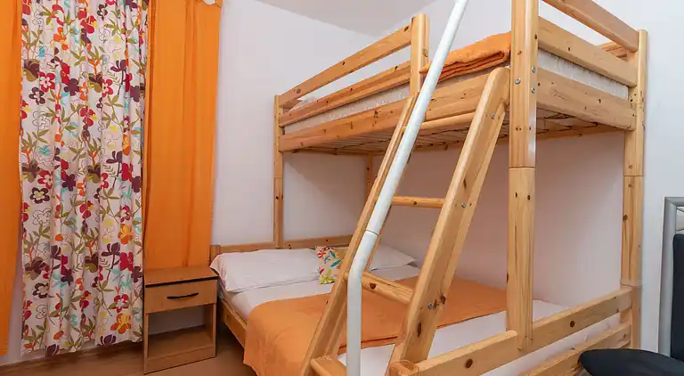 Feriebolig i Okrug Gornji