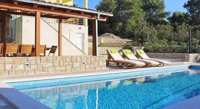 Feriebolig i Stomorska