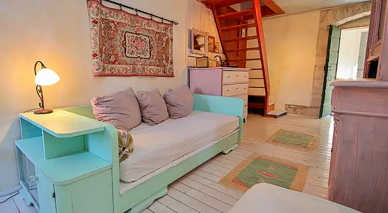 Holiday home in Ložišća