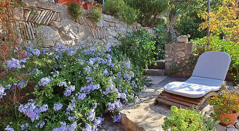 Holiday home in Ložišća