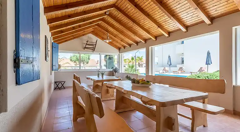 Holiday home in Sutivan