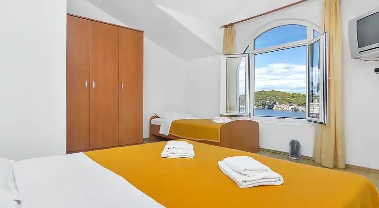 Holiday home in Jelsa