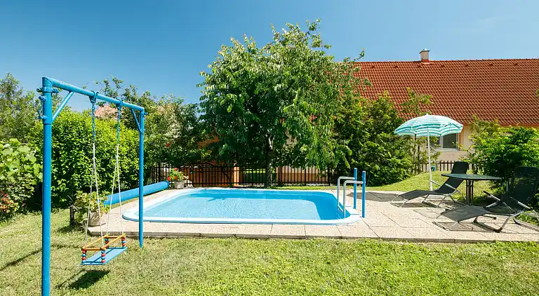Holiday home in Balatonalmádi