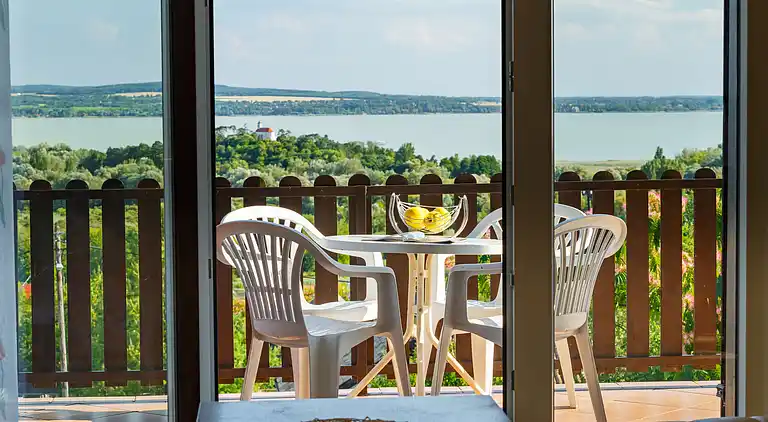 Feriebolig i Vonyarcvashegy