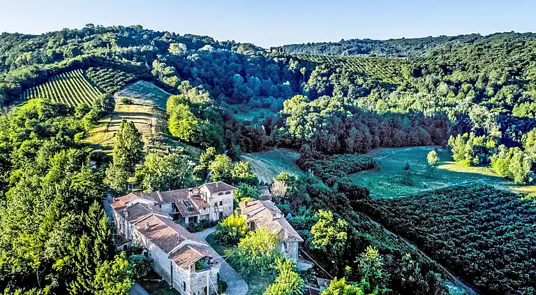 Feriebolig i Trezzo Tinella