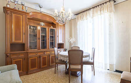 Hytte i Riva Ligure