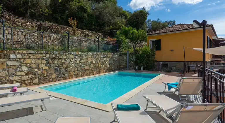 Feriebolig i Pietrabruna