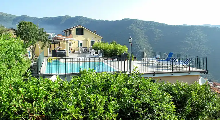 Feriebolig i Valloria