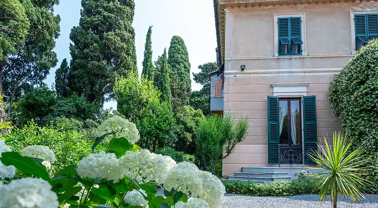 Feriebolig i Albisola Superiore