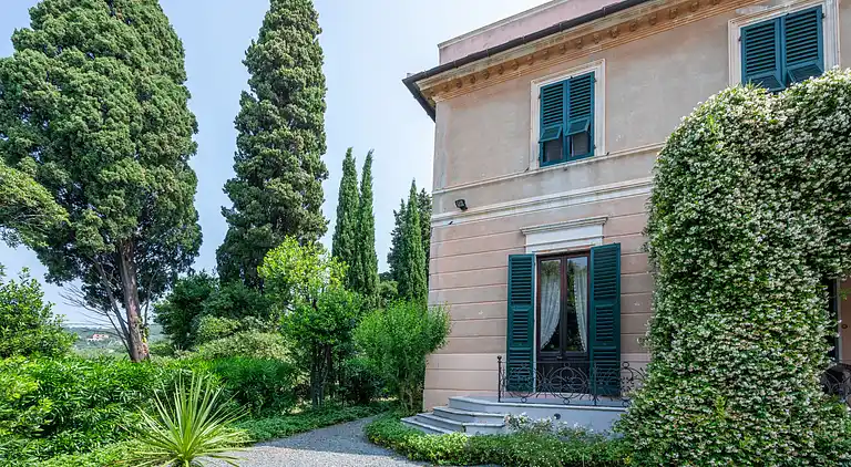 Feriebolig i Albisola Superiore