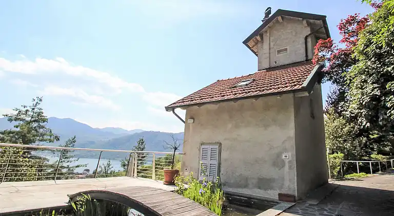 Holiday home in Pettenasco