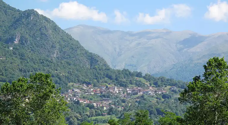 Feriebolig i Carlazzo