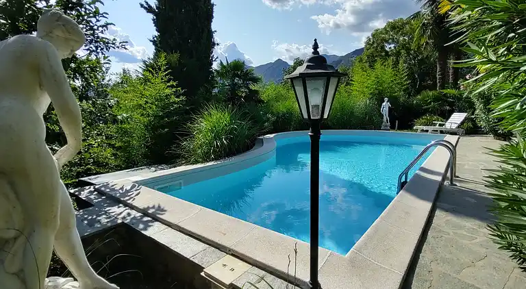 Feriebolig i Carlazzo