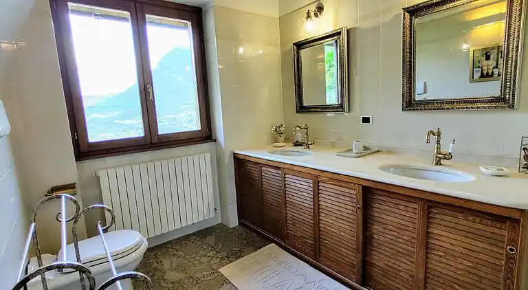 Feriebolig i Carlazzo