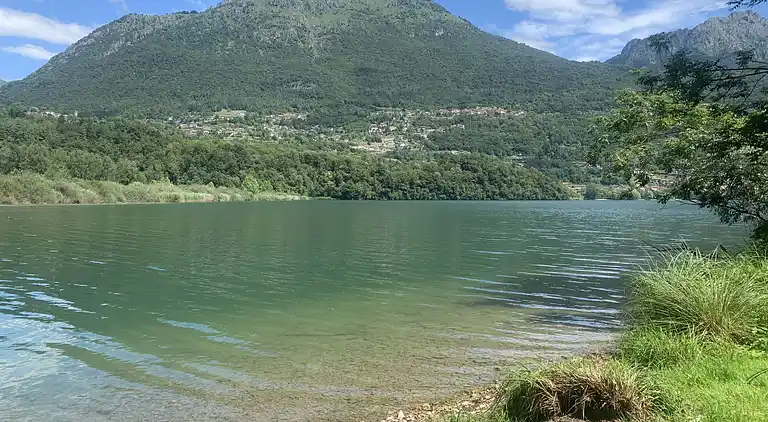 Feriebolig i Carlazzo