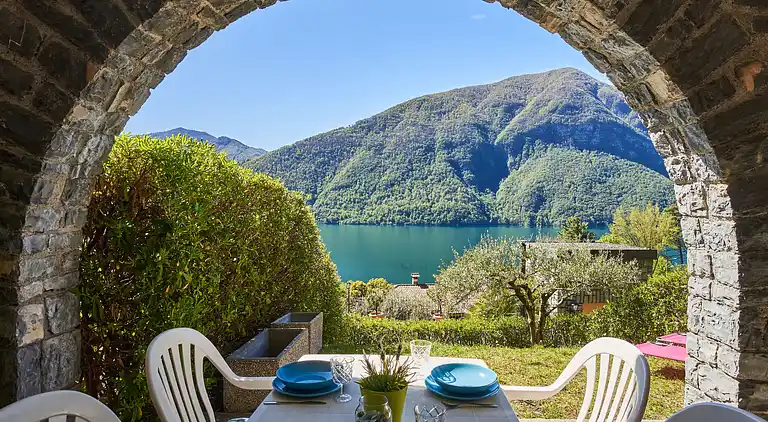 Feriebolig i Cressogno