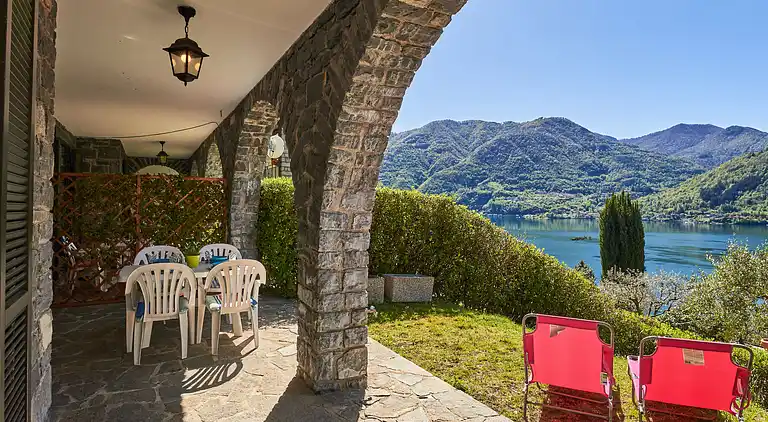 Feriebolig i Cressogno