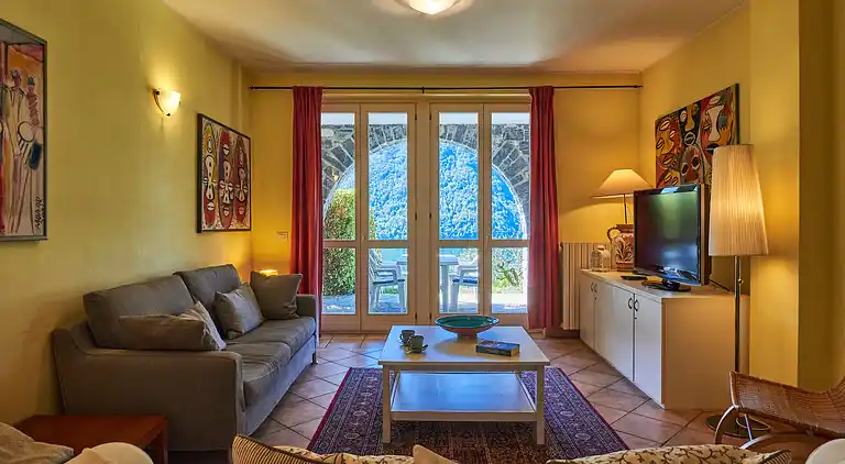 Feriebolig i Cressogno