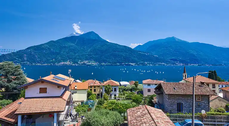 Feriebolig i Calozzo