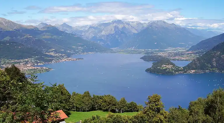 Feriebolig i Calozzo