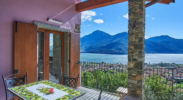 Holiday home in Dongo