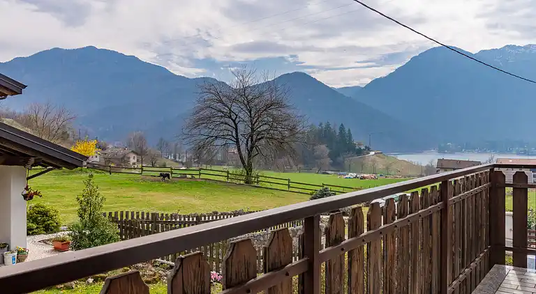 Feriebolig i Mezzolago