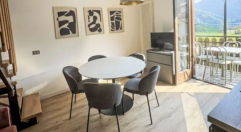 Feriebolig i Mezzolago