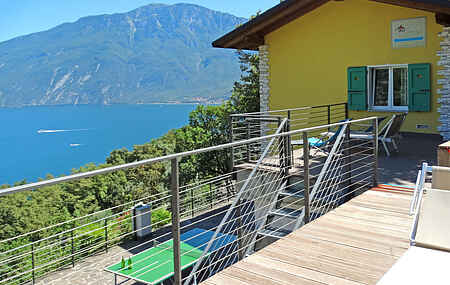 Villa ved Gardasøen