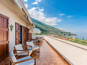 Villa i Brenzone sul Garda