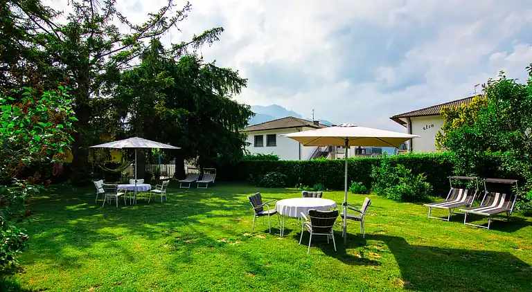 Semesterbostad i Calceranica al Lago