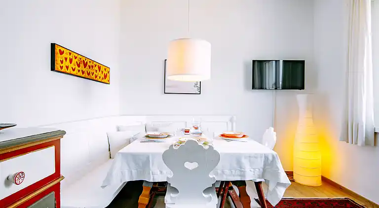 Semesterbostad i Calceranica al Lago