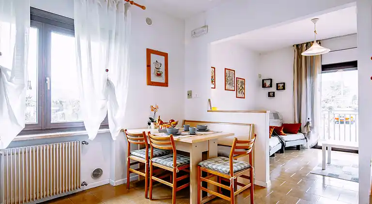 Feriebolig i Calceranica al Lago