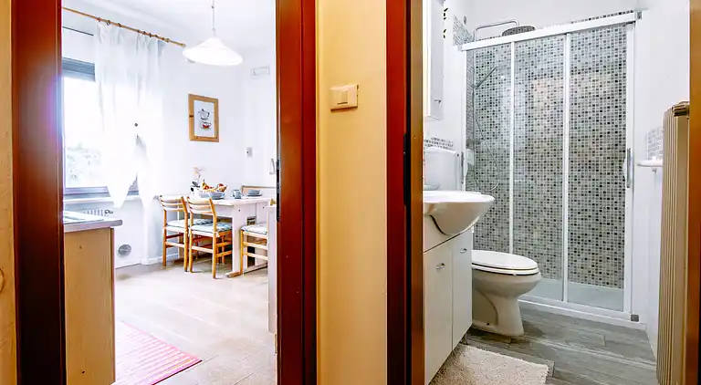 Feriebolig i Calceranica al Lago