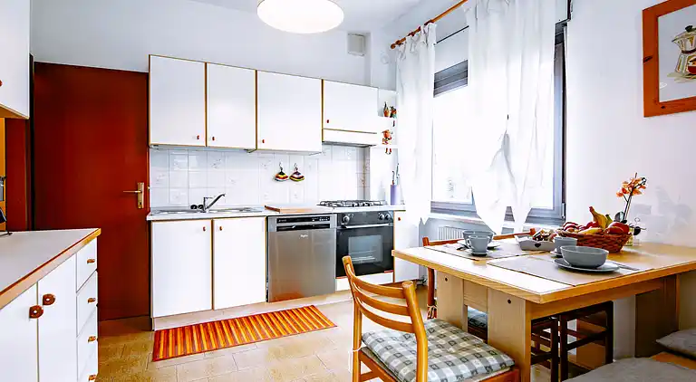 Feriebolig i Calceranica al Lago