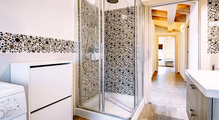 Feriebolig i Calceranica al Lago