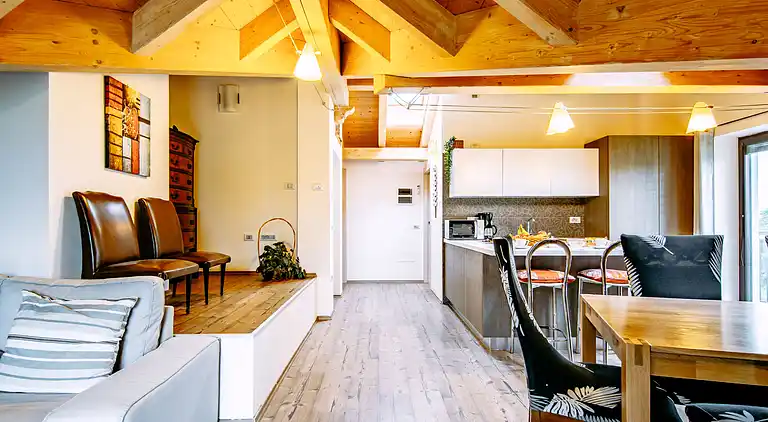 Feriebolig i Calceranica al Lago