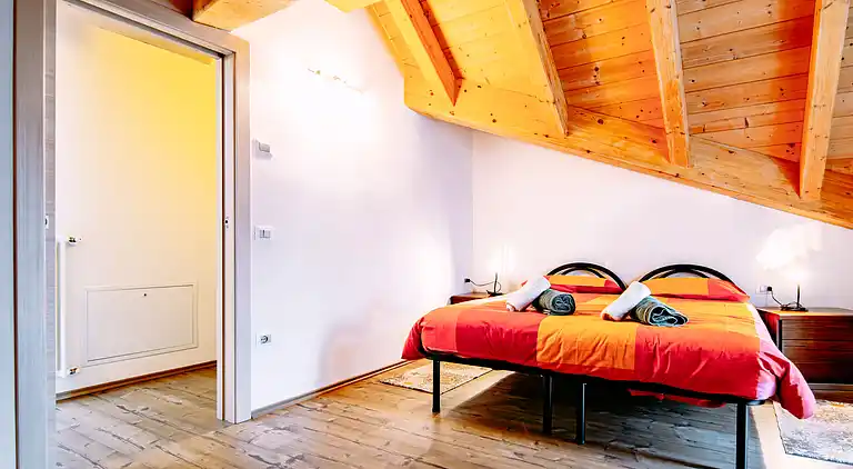 Feriebolig i Calceranica al Lago