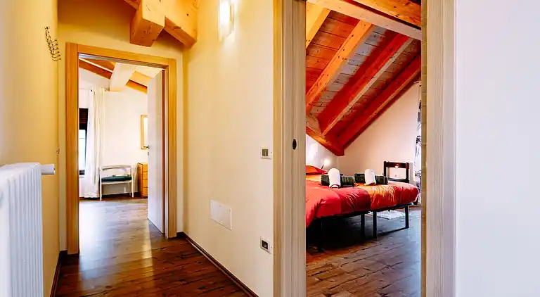 Feriebolig i Calceranica al Lago