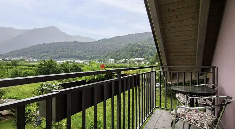 Feriebolig i Calceranica al Lago